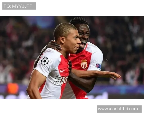 足球天才碧涵的崛起与荣耀之路：从青训到国际赛场的传奇旅程